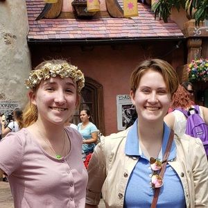 Meet your Posher, Sierra